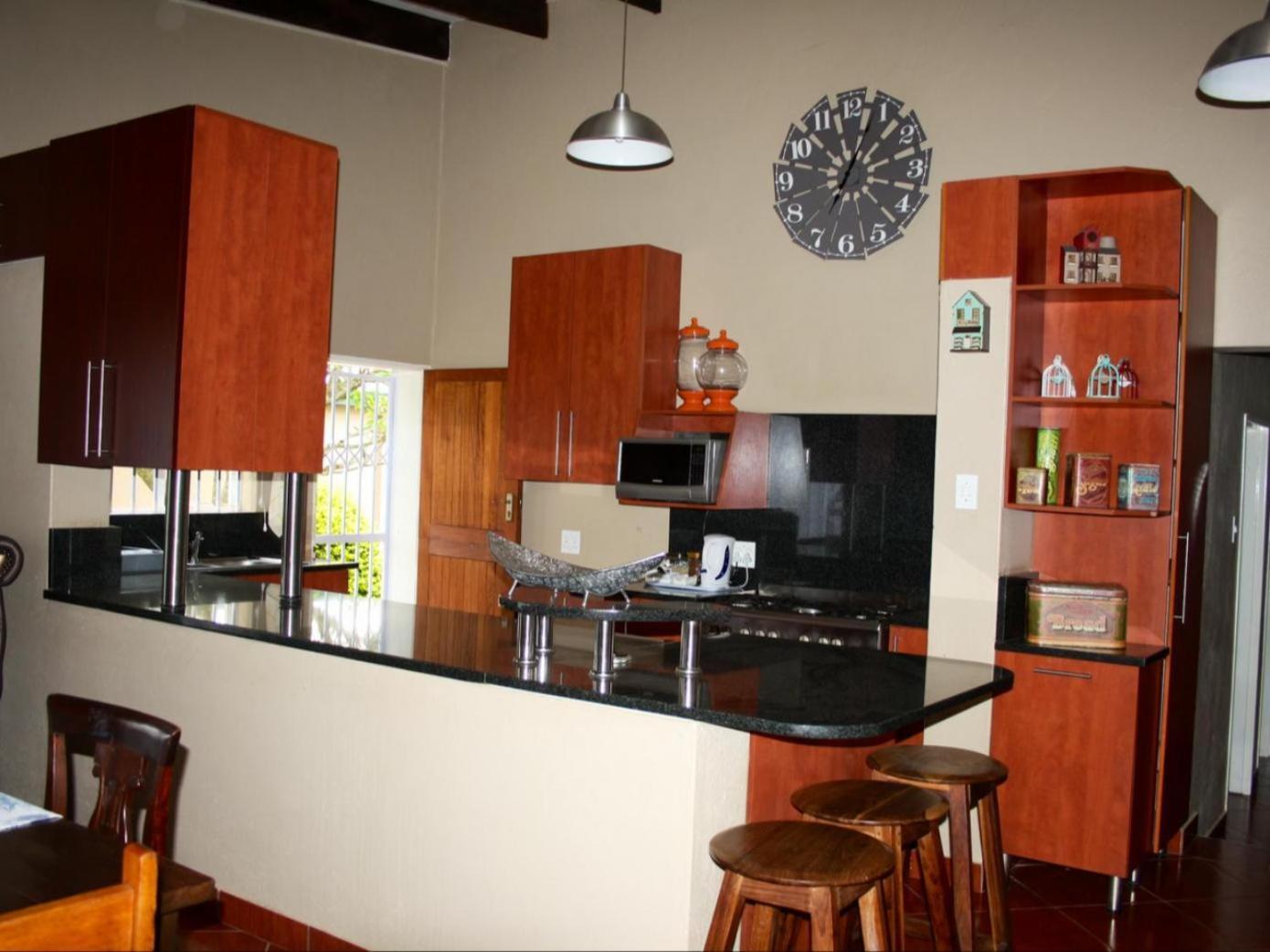 Jelani Guest House White River Bagian luar foto