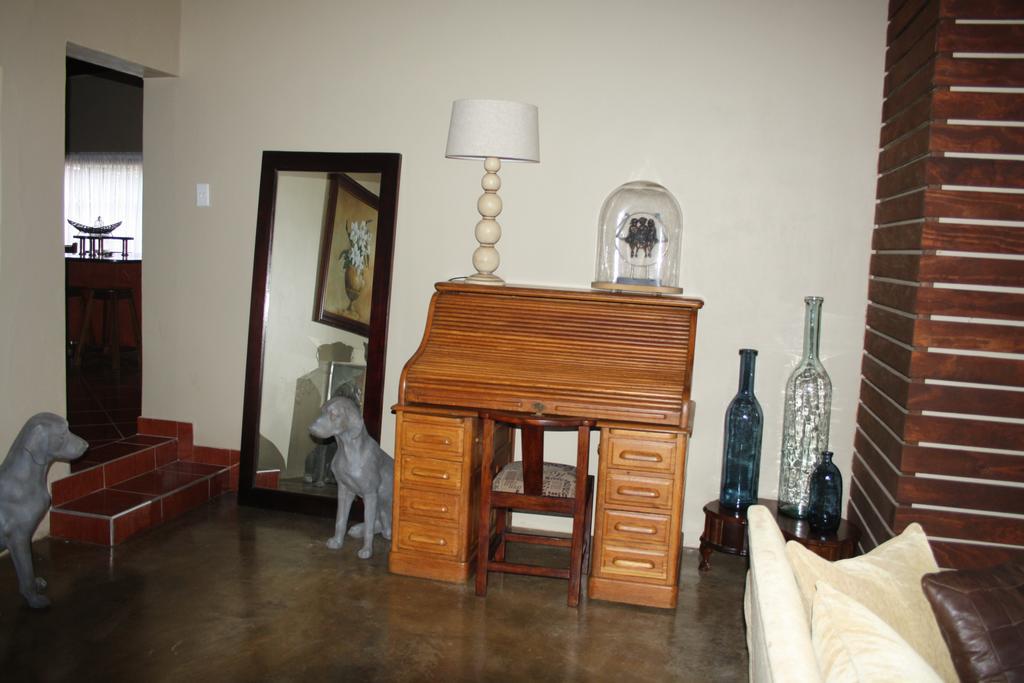 Jelani Guest House White River Bagian luar foto