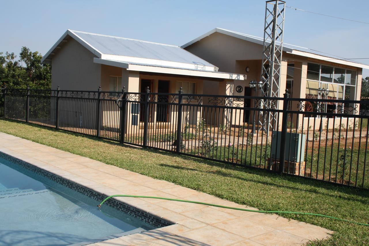 Jelani Guest House White River Bagian luar foto
